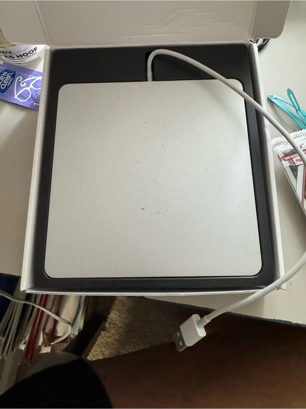 Apple USB SuperDrive External Optical Drive - White and Silver